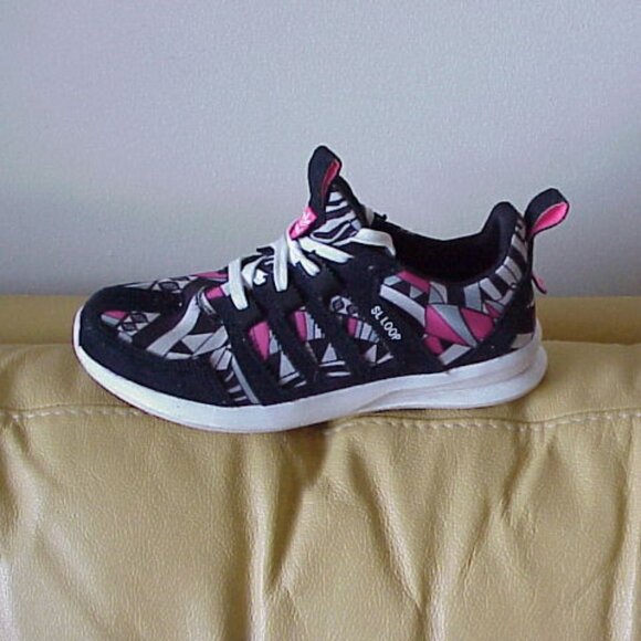ADIDAS SL LOOP RUNNER Sneaker Athletic Shoes Size 8.5 Black/Pink/Gray Graffiti - Picture 1 of 7